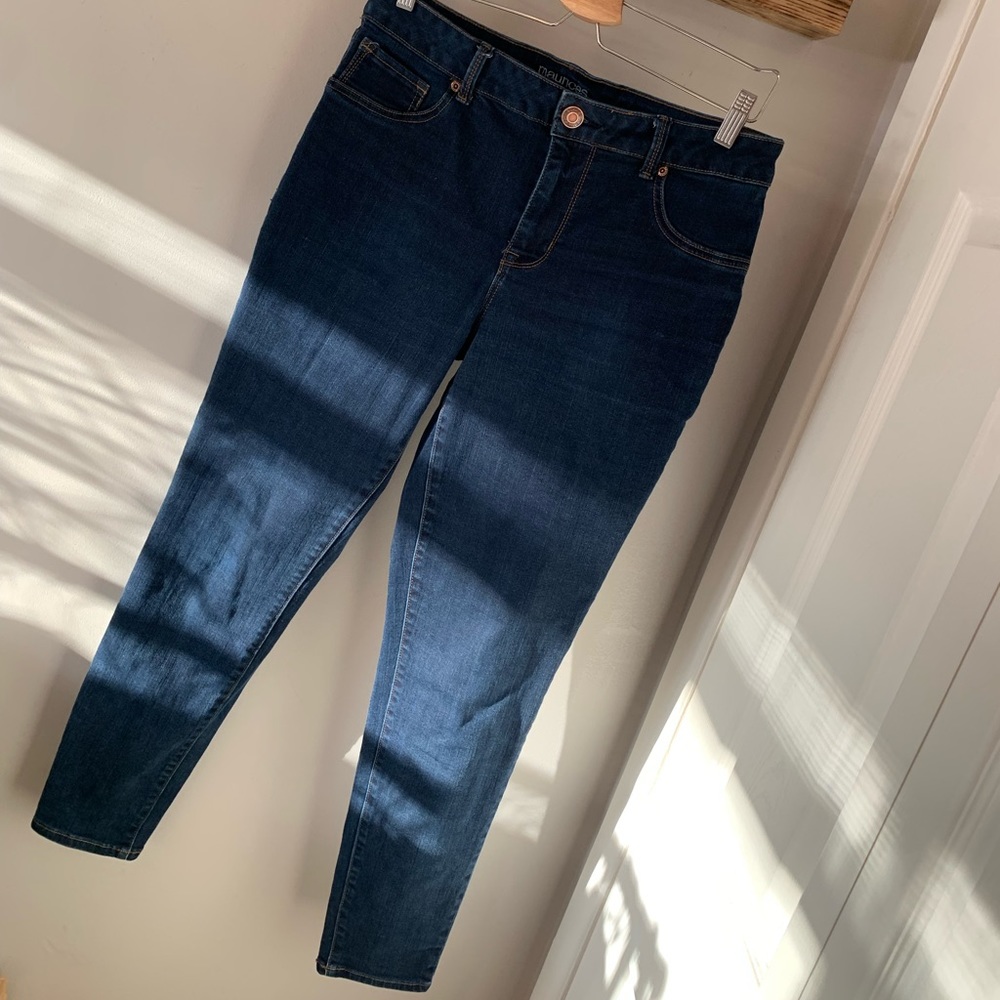 Maurice’s / High Rise / Stretch / Skinny Jean / Dark Wash  Size L